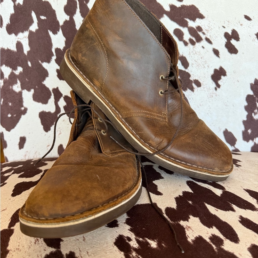 Clarks Brown Leather Chukka Boots Men's Size 10.5 Desert Boots